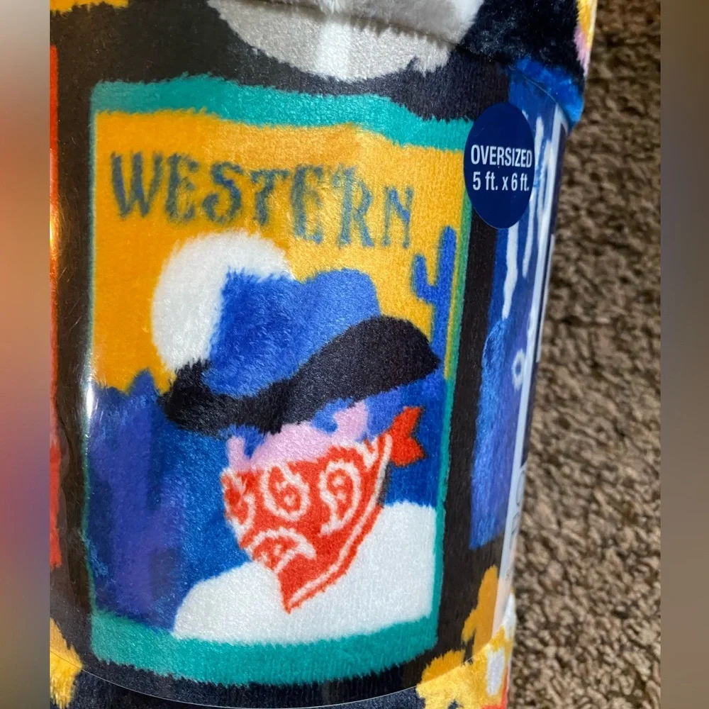 🔥SALE🔥 Plush Throw Blanket 5Ft x 6Ft